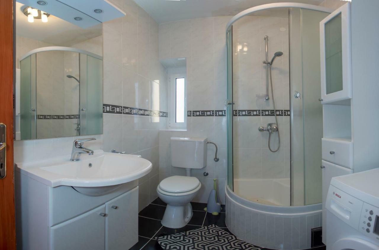 Prime Location Penthouse With A Large Terrace Appartement *